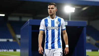 Preston Signs Clarke in Mid-Season Boost